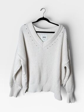 Aerie V-Kneck White Chunky Sweater Size Large (Q)